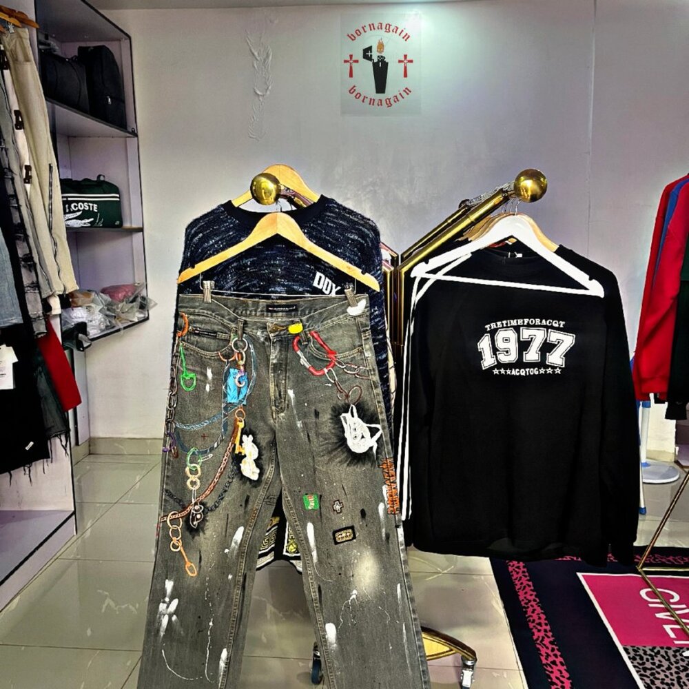 Hand Painted Custom Jean. - image 2